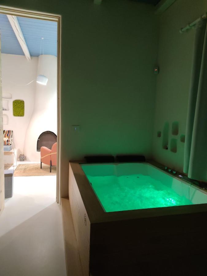 Casa Mediterranea Jacuzzi Riscaldata Con Caminetto Specchiolla Extérieur photo